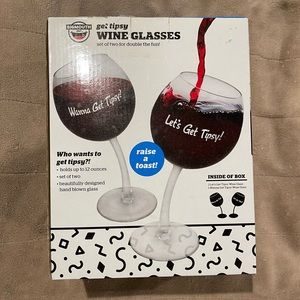Get Tipsy Wineglass Pair by Bigmouth NIB